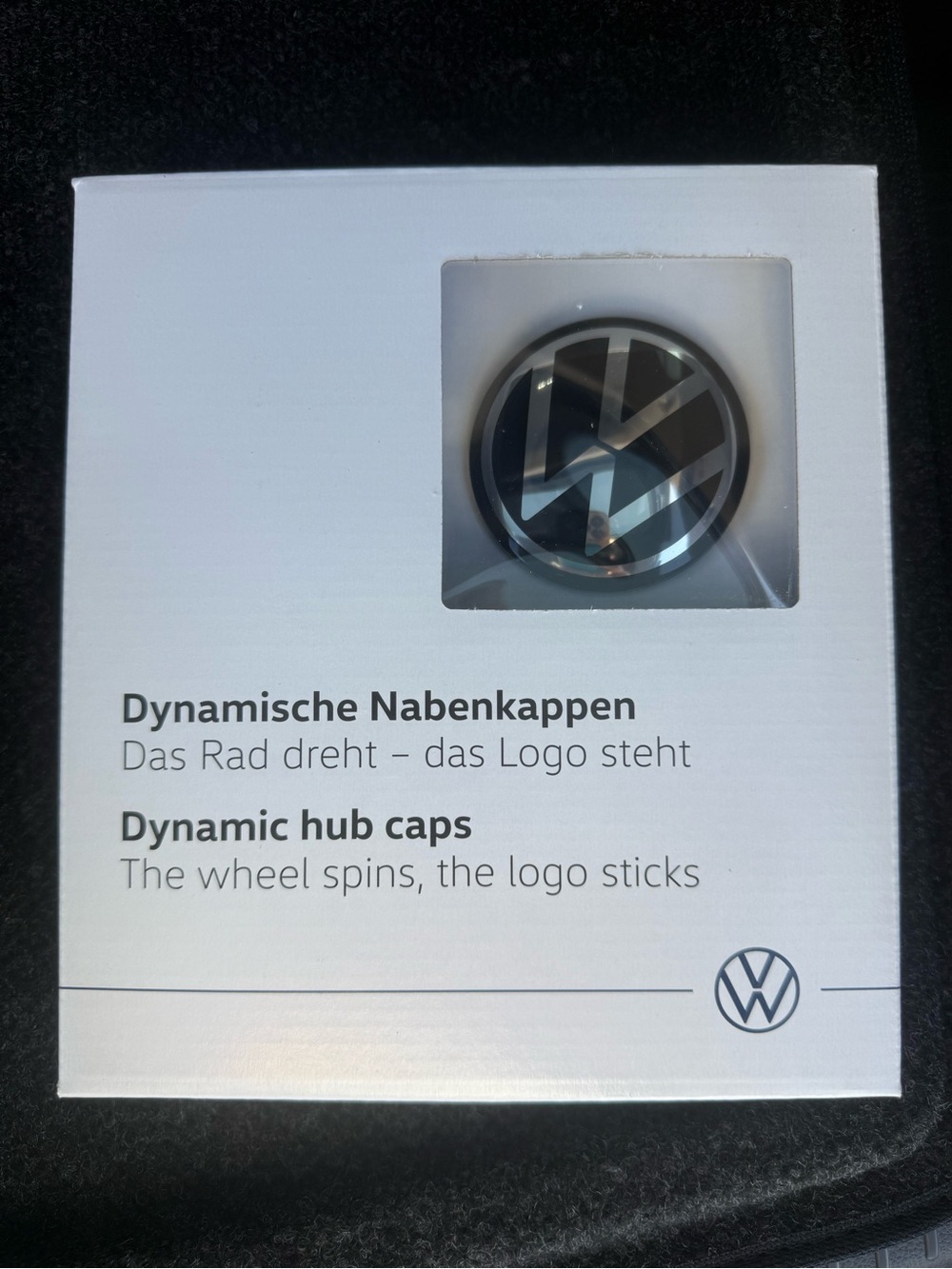 Black & Silver Dynamic Hub Cap